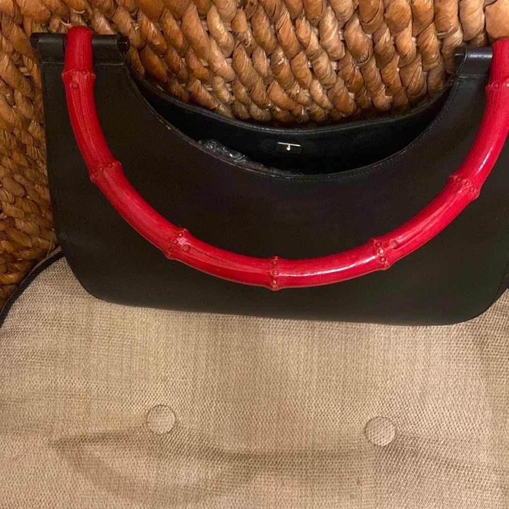 Rare - - Gucci Black and Red Shoulder Bag with Hobo Silhouette - Picture 5 of 13